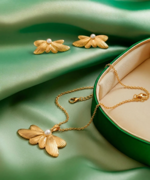 Ginkgo Pearl Necklace