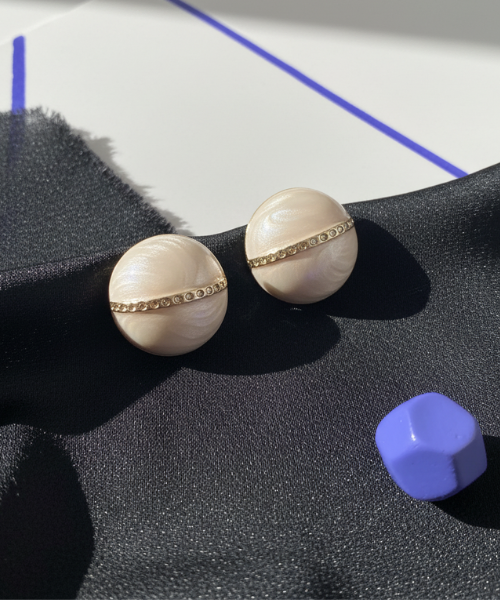 Pearlescent Button Studs